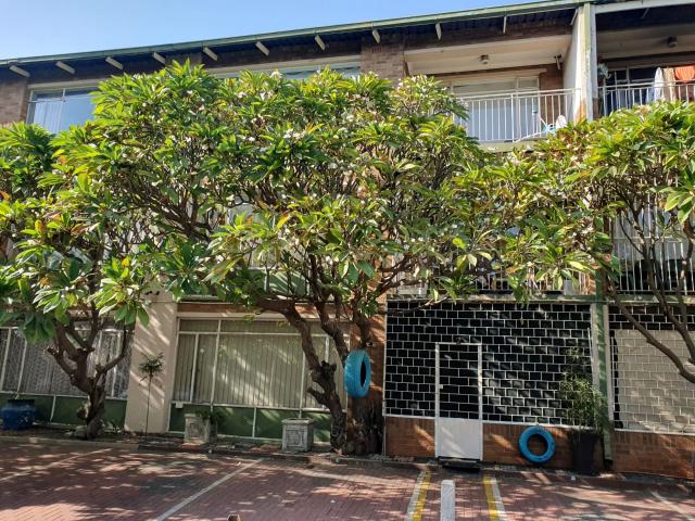 Apartment for sale in Tlhabane, North West