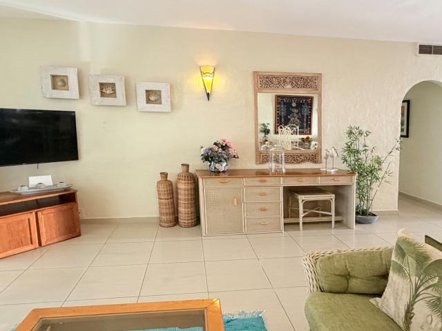 Apartment for sale in Princess Grant, Kwazulu-natal