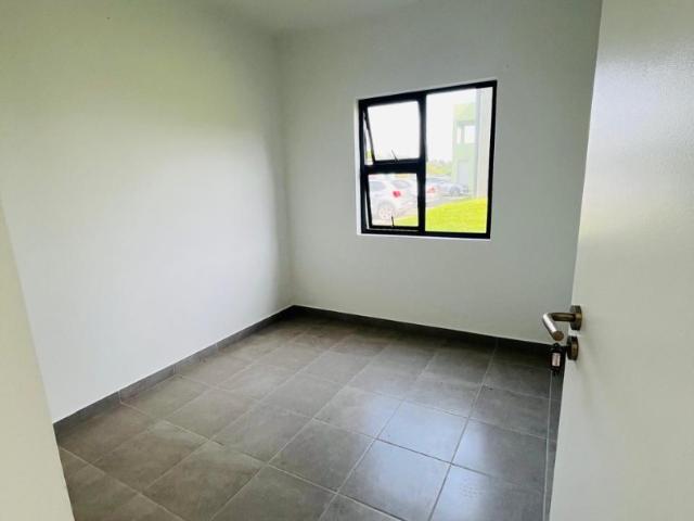 Apartment for sale in Princess Grant, Kwazulu-natal
