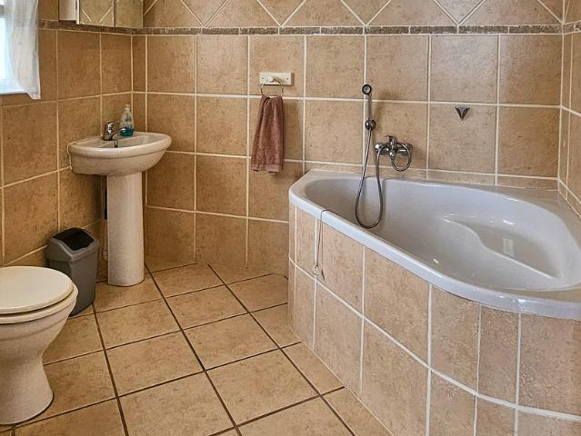 Apartment for sale in Ugu District Municipality, Kwazulu-natal