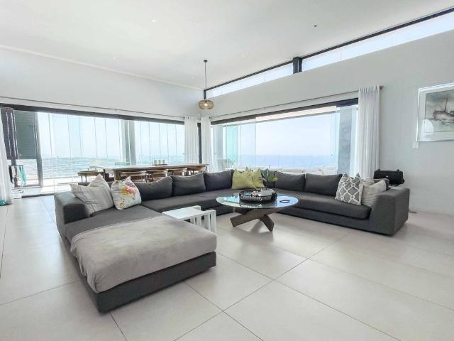 Apartment for sale in Umdloti, Kwazulu-natal