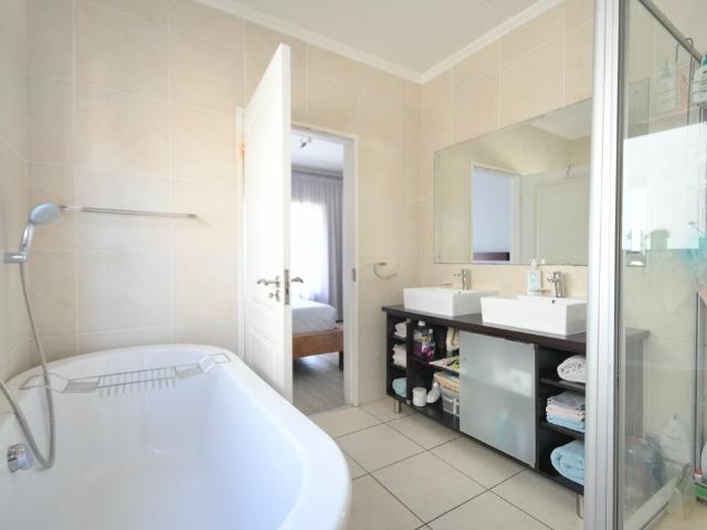 Apartment for sale in Ekurhuleni, Gauteng