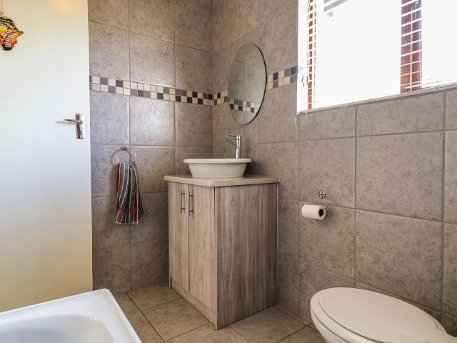 Apartment for sale in Alexandra, Gauteng