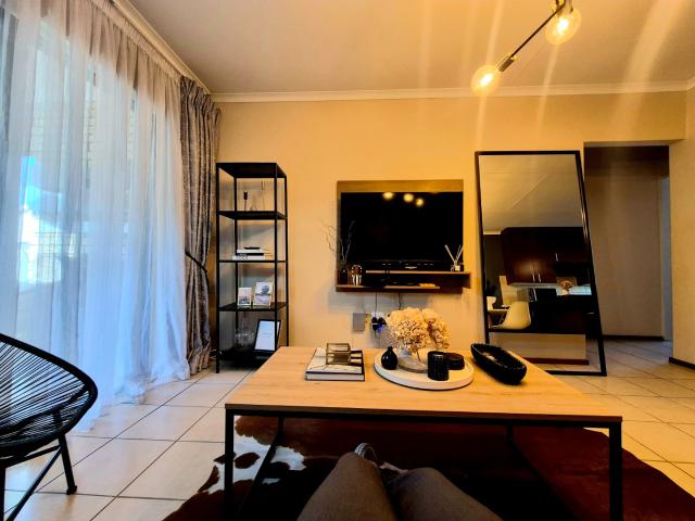 Apartment for sale in Vosloorus, Gauteng