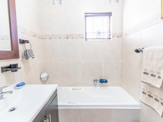 Apartment for sale in Umdloti, Kwazulu-natal