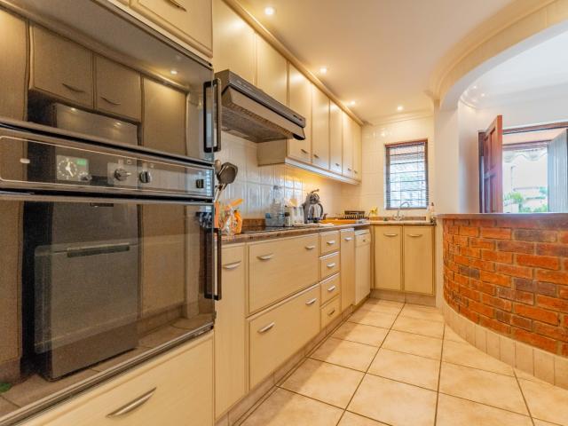Apartment for sale in Umhlanga, Kwazulu-natal