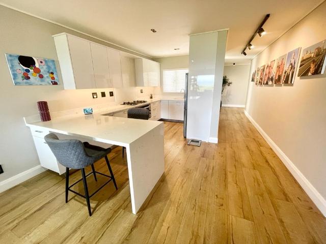 Apartment for sale in Umhlanga, Kwazulu-natal