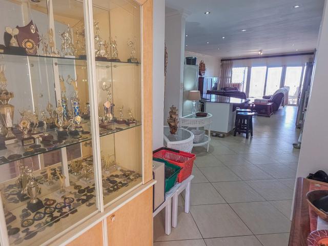 Apartment for sale in Ugu District Municipality, Kwazulu-natal