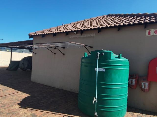 Apartment for sale in Oranjeville, Free State