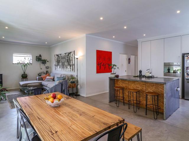Apartment for sale in Vosloorus, Gauteng