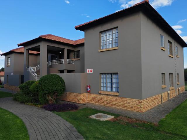 Apartment for sale in Tlhabane, North West