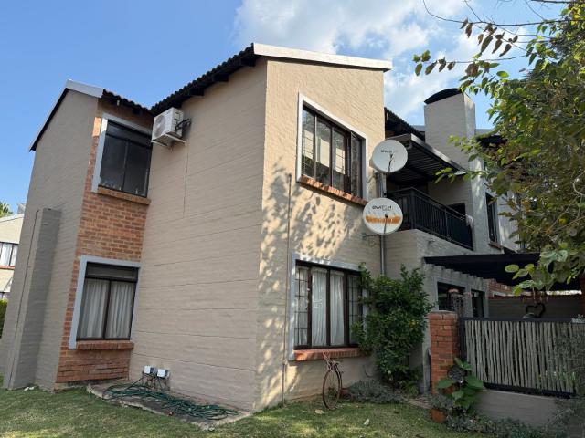 Apartment for sale in Tlhabane, North West