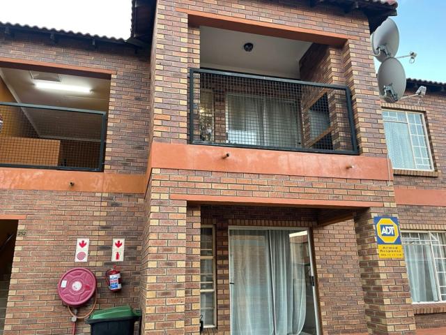 Apartment for sale in Tlhabane, North West