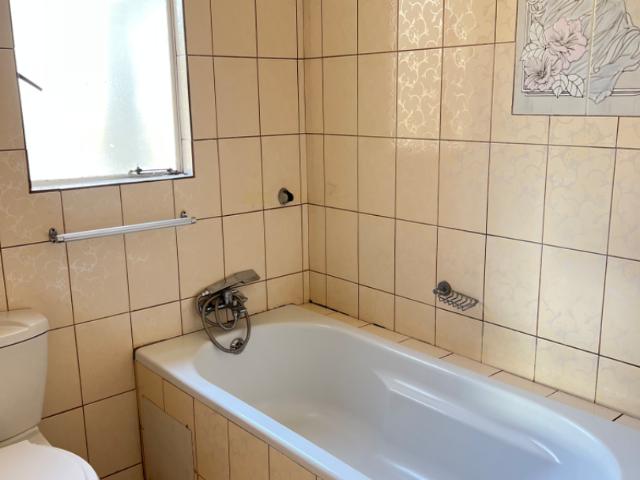 Apartment for sale in Nooitgedacht, Gauteng