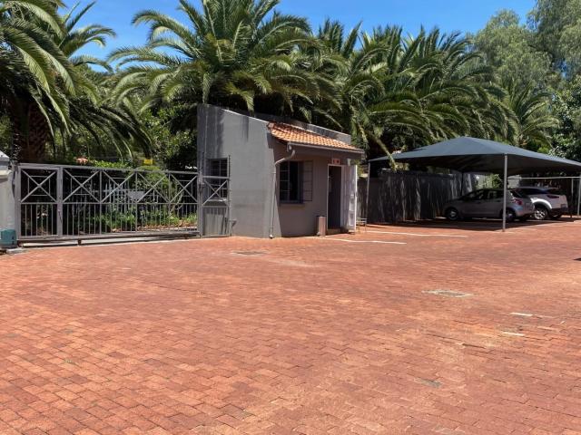 Apartment for sale in Vosloorus, Gauteng