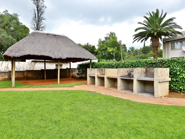 Apartment for sale in Vosloorus, Gauteng