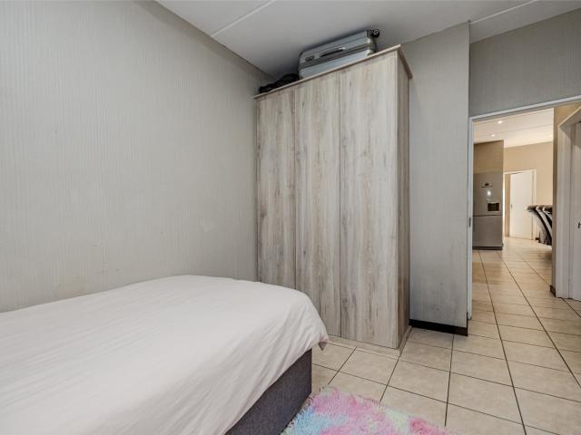 Apartment for sale in Nooitgedacht, Gauteng