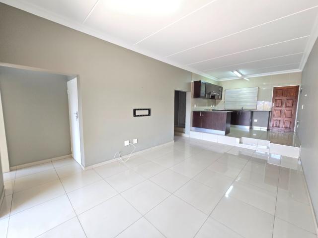 Apartment for sale in Vosloorus, Gauteng