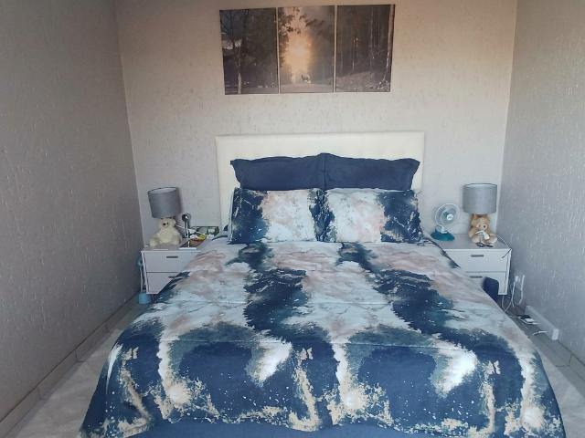 Apartment for sale in Vosloorus, Gauteng