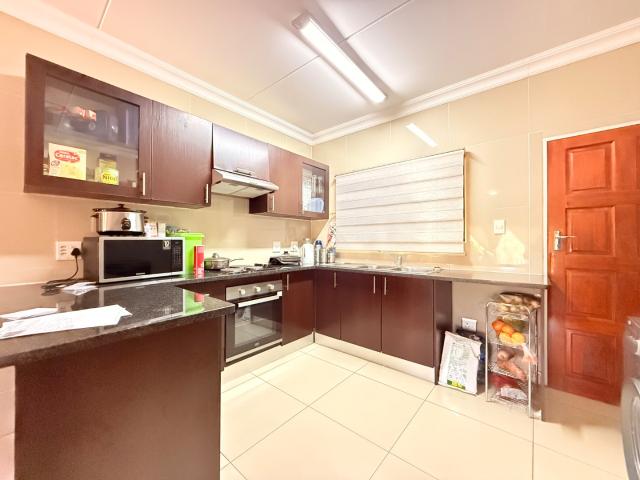 Apartment for sale in Vosloorus, Gauteng