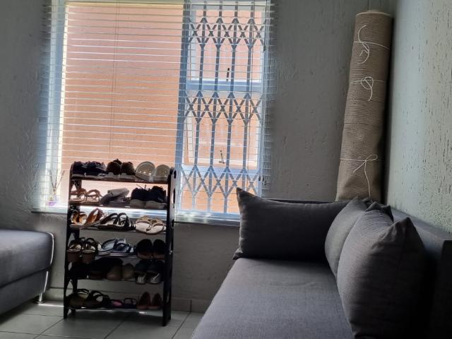 Apartment for sale in Vosloorus, Gauteng