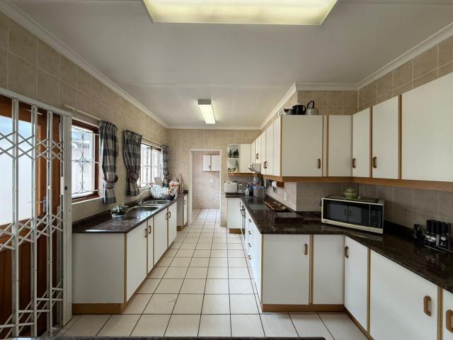 Apartment for rent in Durban North, Kwazulu-natal