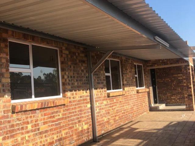 Apartment for rent in Paradise, Newcastle Local Municipality