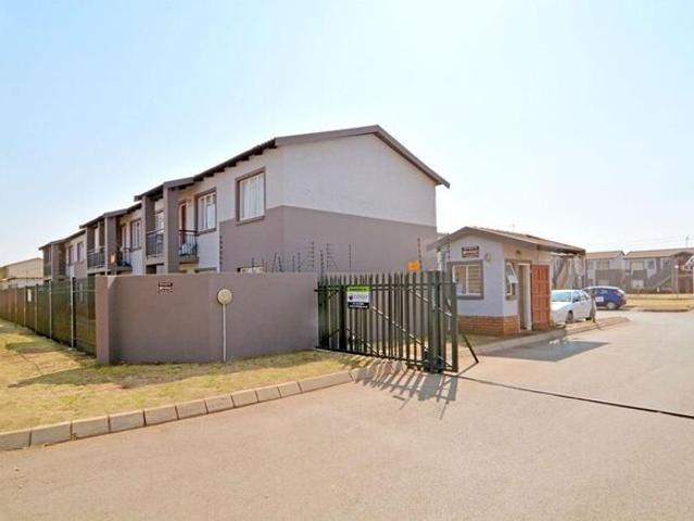 Apartment for rent in Protea Glen, Soweto