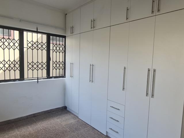 Apartment for rent in Seaview, Kwazulu-natal