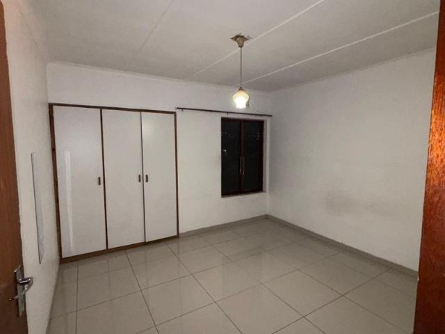 Apartment for rent in Chatsworth, Kwazulu-natal