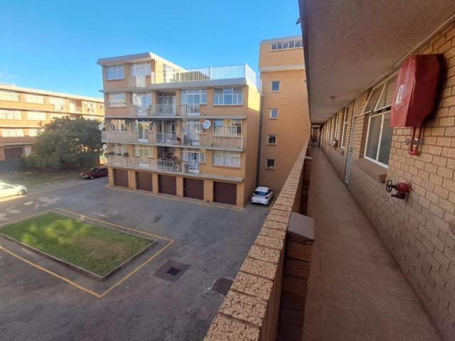 Apartment for rent in Sinoville, Pretoria