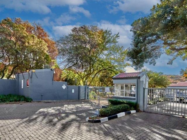 Apartment for rent in Vosloorus, Gauteng
