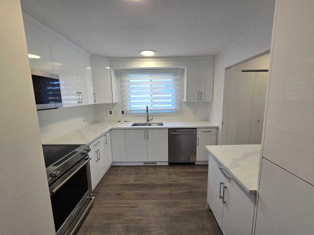 Apartment for rent in Wedgewood, Alberta