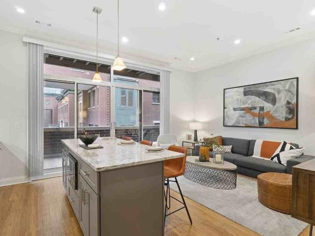 Apartment for rent in Chicago Park, Illinois