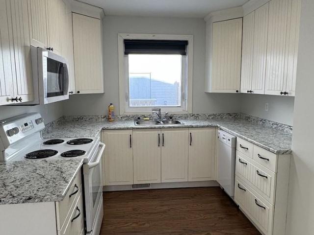 Apartment for rent in Wedgewood, Alberta