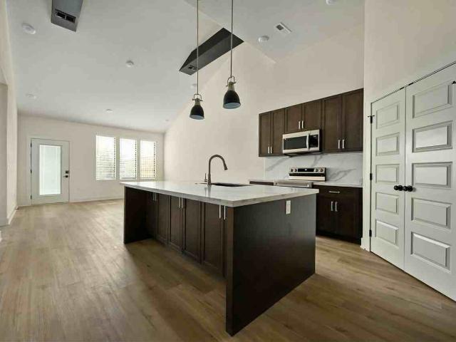Apartment for rent in Raymore, Missouri