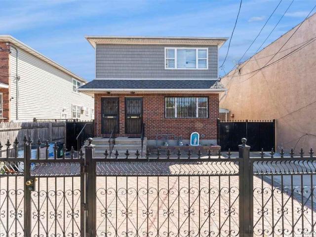 Apartment for rent in Arverne, New York