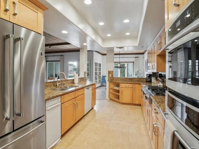 Apartment for rent in Cardiff, California