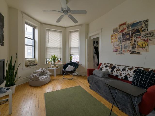 Apartment for rent in Chicago Park, Illinois