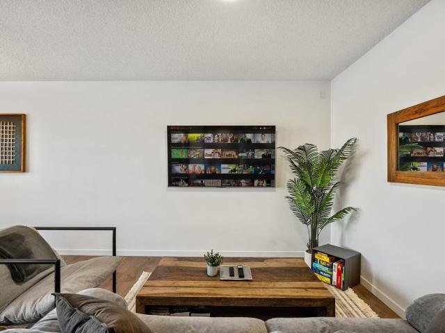 Apartment for rent in Wedgewood, Alberta