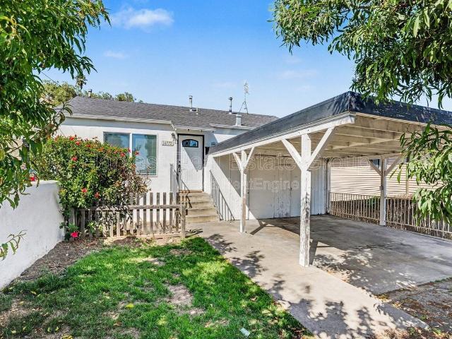 Apartment for rent in California