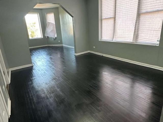 Apartment for rent in Chicago Park, Illinois