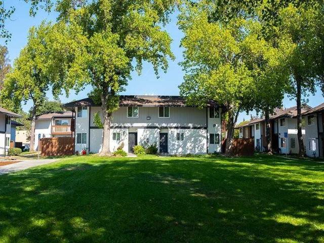 Apartment for rent in Solano, California