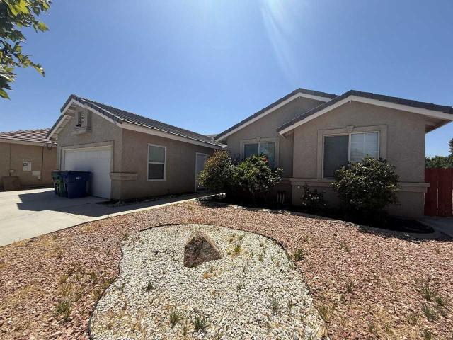Apartment for rent in Lancaster, California