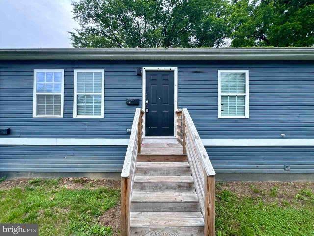 Apartment for rent in Falling Waters, West Virginia