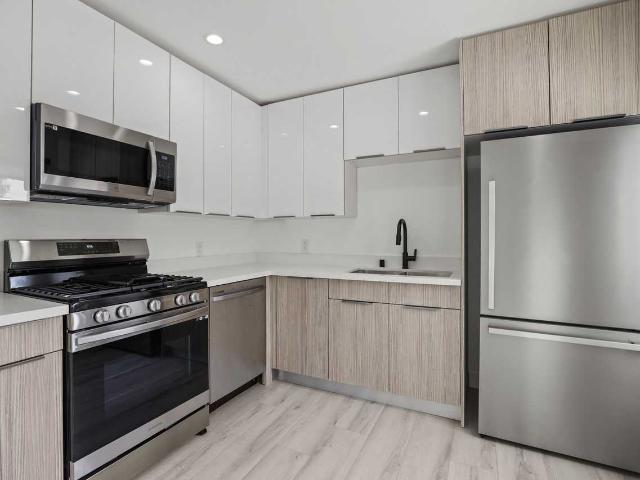 Apartment for rent in Canoga Park, California
