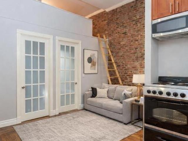 Apartment for rent in Arverne, New York