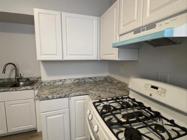 Apartment for rent in Milwaukee, Milwaukee County