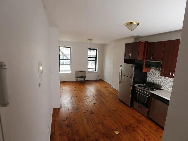 Apartment for rent in Arverne, New York