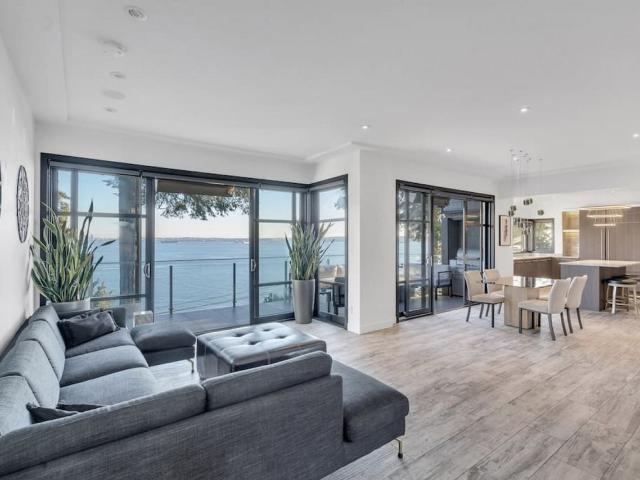 Apartment for rent in West Vancouver, British Columbia